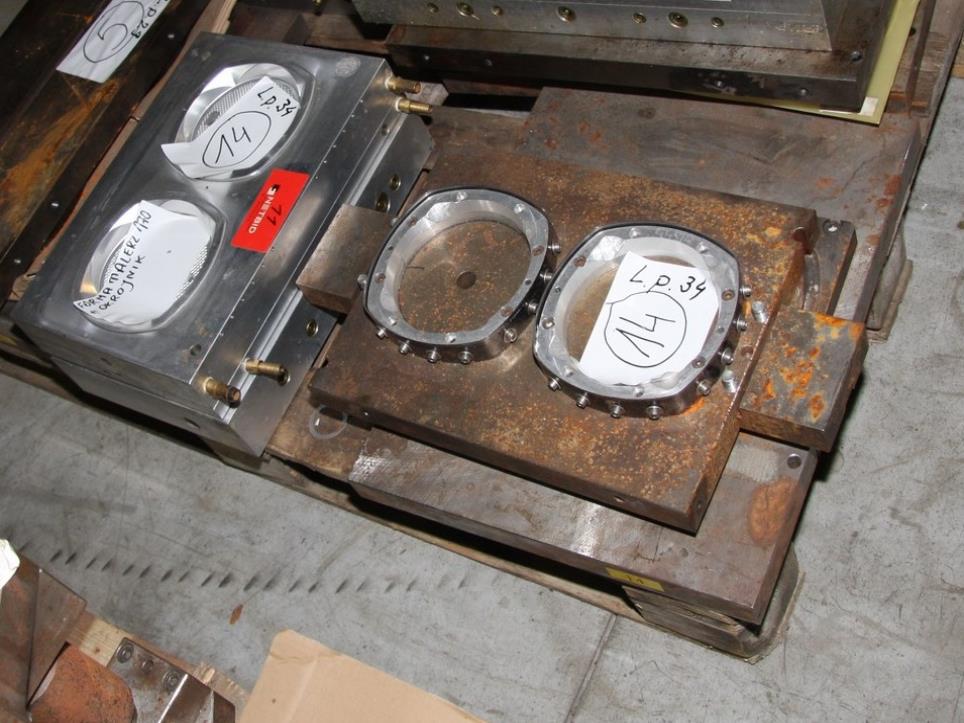 Plastic processing machines for plastic dishes-2